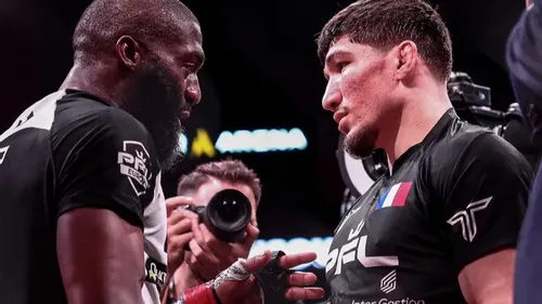 Baki lance une pique à Cédric Doumbé avant son combat !