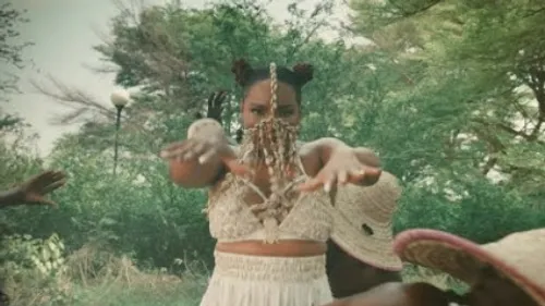 Yemi Alade - Dancina