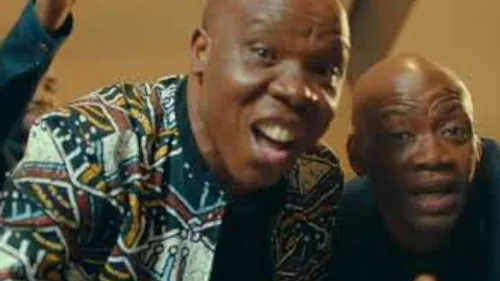 Magic System - Voyager (feat. Smarty)