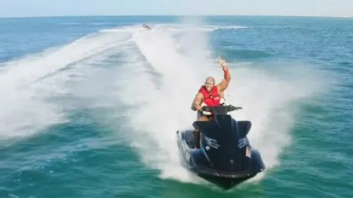 Flo Rida - Summer's Not Ready (feat. Inna, Timmy Trumpet)