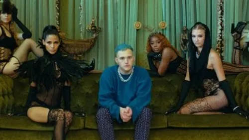 Trevor Daniel - Alone 