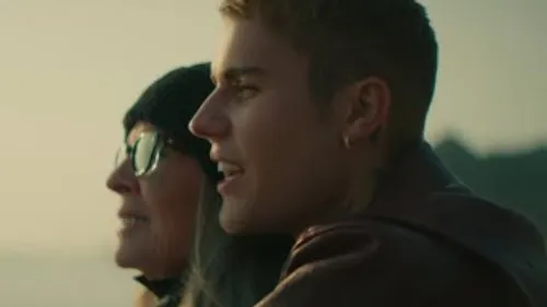 Justin Bieber - Ghost