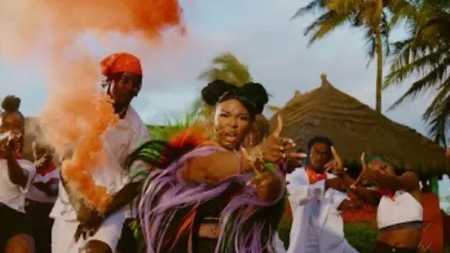 Yemi Alade - Baddie