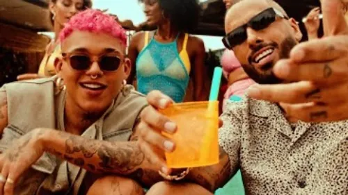 Nicky Jam - Calor (feat. Beéle)