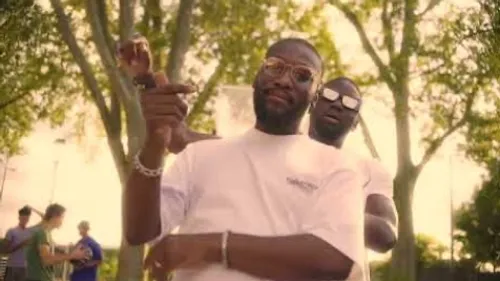 SIX - Truc De Fou (feat. Dr Yaro & Lafolie)