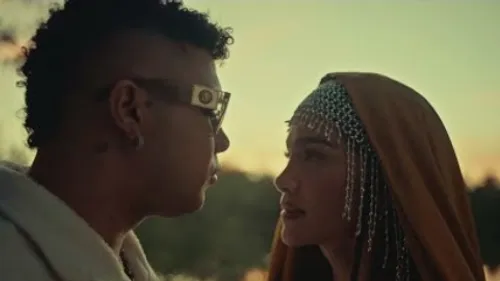 Boza - Todavía (feat. Greeicy)