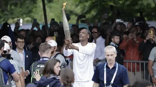 Snoop Dogg, véritable star des  JO de Paris : il a raflé les...