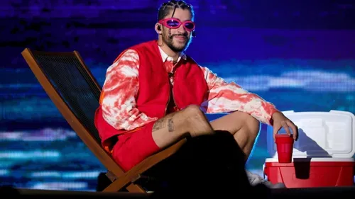 La mélodie des larmes : Bad Bunny et son hymne à la nostalgie