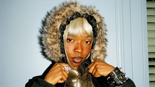 Theodora, la nouvelle étoile de TikTok avec son hit « Kongolese...