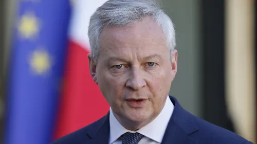 Le SMIC augmentera de 25 euros par mois ? Bruno Le Maire s’exprime...