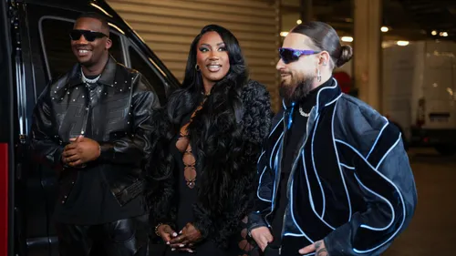 Aya Nakamura envisage une série-réalité sur sa vie : entre envie et...