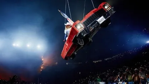 La voiture volante de Beyoncé tombe en plein show : son équipe...