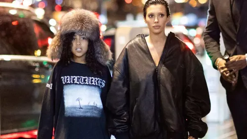 Accompagnée de North West, Bianca Censori apparaît une fois de plus...