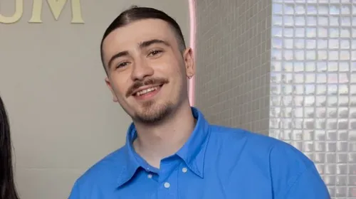 Pierre Garnier aperçu en compagnie d'une miss France, les réseaux...