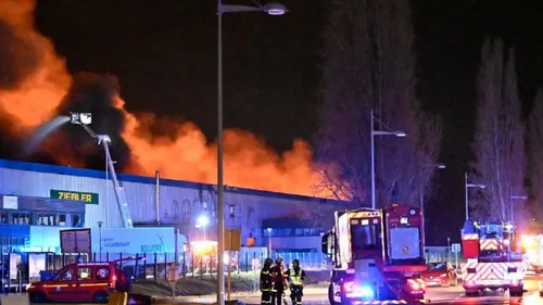 Rouen en alerte après l'incendie de Bolloré Logistics