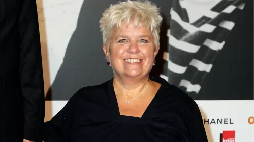 Mimie Mathy en fauteuil lors des Enfoirés : les raisons dévoilées