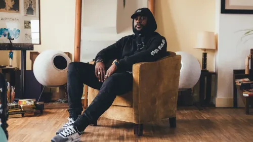 Damso révolutionne le rap avec un duo inédit avec l'IA semblable à...