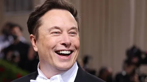 Elon Musk : il lance un sondage pour choisir si il reste le patron...