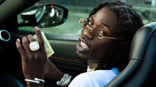 Gazo : Une romance avec une star de télé-réalité ?