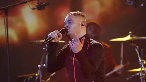 Jul franchit la barre des 10 milliards de streams : une première...