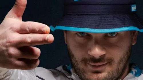 Jul :  l'album "Coeur Blanc" est certifié disque d’or en moins...