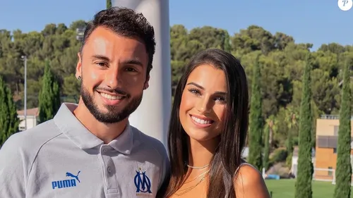 La femme de Jonathan Clauss défend son mari face aux critiques !