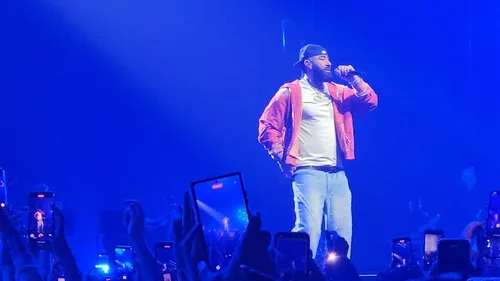 La Fouine fait vibrer Bercy avec son remix "Marine a pris du ferme"