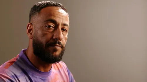 Lacrim se confie sur les raisons de sa cavale et son retour face à...