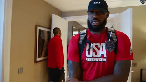 LeBron James, désigné porte-drapeau par Stephen Curry pour les JO 2024