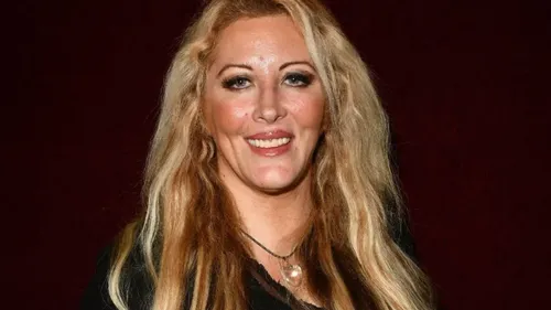 Loana : à la limite de l'amputation elle dévoile une vidéo...