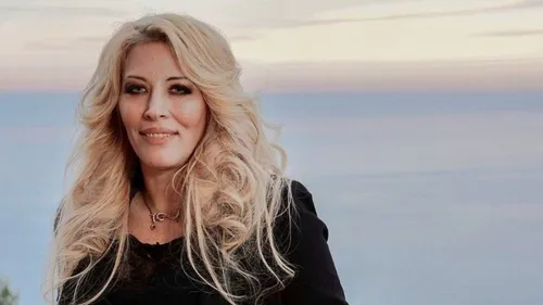 Loana poste une photo sur Instagram, un détail physique choque les...