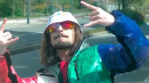 La peluche Lorenzo : l'accessoire incontournable pour les fans du...