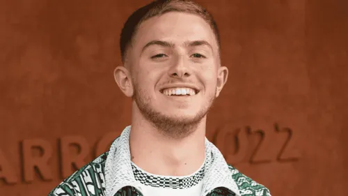 Michou voudrait quitter YouTube ? Il s'exprime 