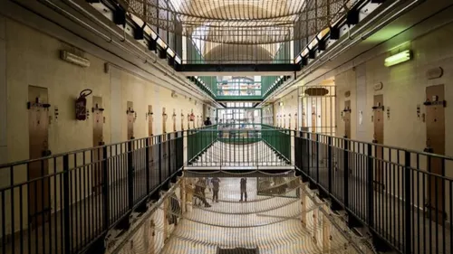 La vie en prison de Dahbia B : isolement, surveillance rapprochée 