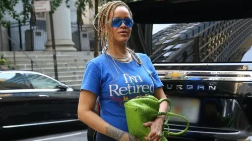 En 2024, sans rien sortir, Rihanna vend 1 million d'albums aux...