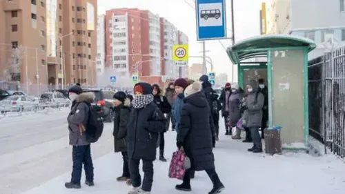 Il entend une fillette de 9 ans crier dans la rue et découvre une...