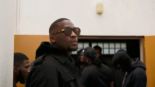 SDM rend hommage à Charles Aznavour