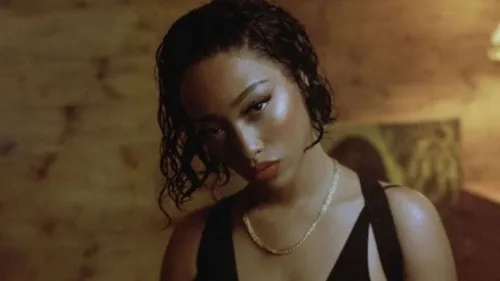 Le grand retour de Shay avec "Jolie go" !