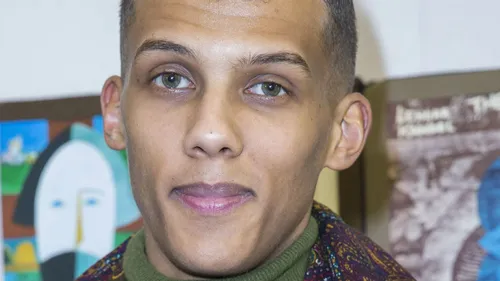 Stromae méconnaissable après sa transformation surprenante