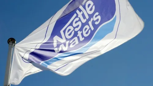 Scandale des eaux en bouteille : Nestlé et son influence au sommet...