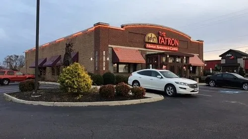 Un serpent dans son cocktail : soirée mémorable pour une cliente en...