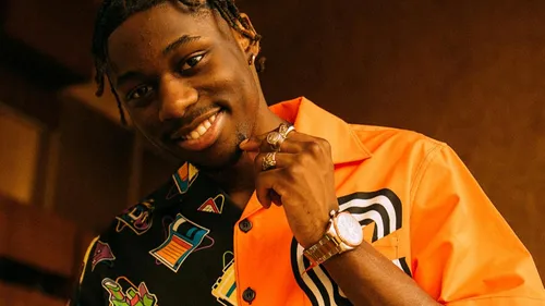 Tiakola prépare une mixtape pour très bientôt