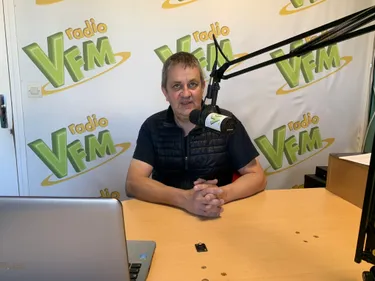 Ils Racontent Leur Tour - Emmanuel Josset