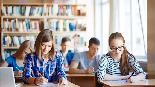 CIO de Vire : Ateliers pour les élèves de Terminale