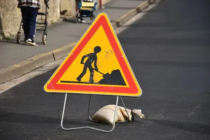 BAYEUX : DES TRAVAUX RUE LARCHER DU LUNDI 4 AU MERCREDI 6 AVRIL INCLUS