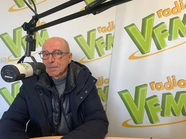 Ils Racontent Leur Tour - Philippe Martineau