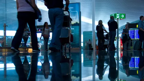 Enfermée six jours à l’aéroport malgré ses papiers en règle, Sarah...