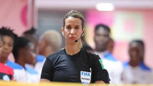La marocaine Bouchra Karboubi, première femme arabe à arbitrer un...