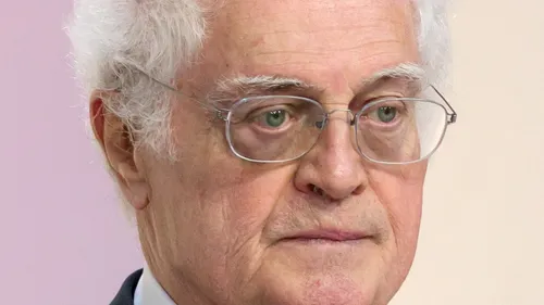 Lionel Jospin, figure majeure de la gauche française, s’est éteint...