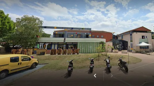 "Les Arabes du lycée, on doit les tuer" : menaces de mort à...